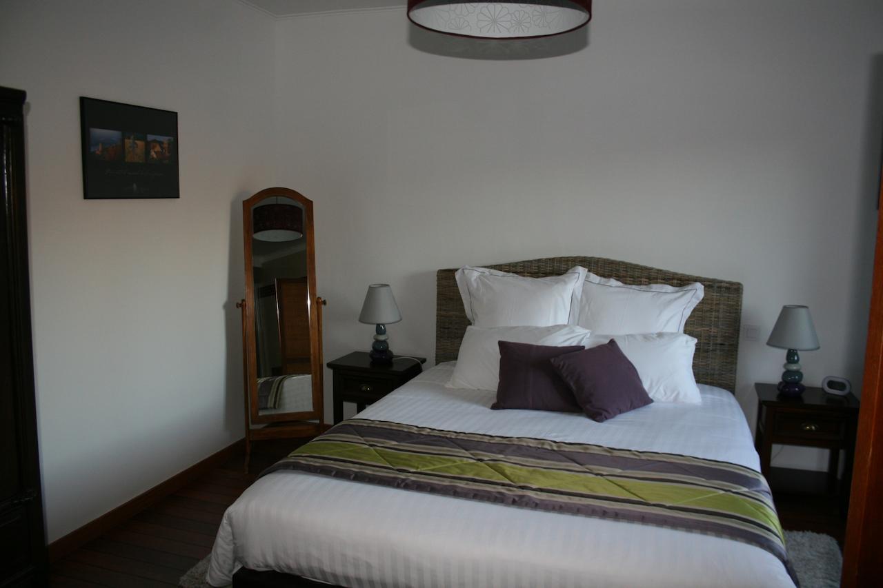 Au Relais De Chaussy Acomodação com café da manhã Quarto foto